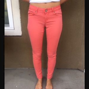 ☀️Aeropostale coral jeggings